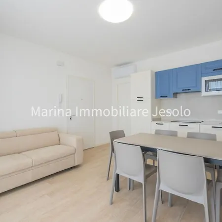 Per Mar Apartment *